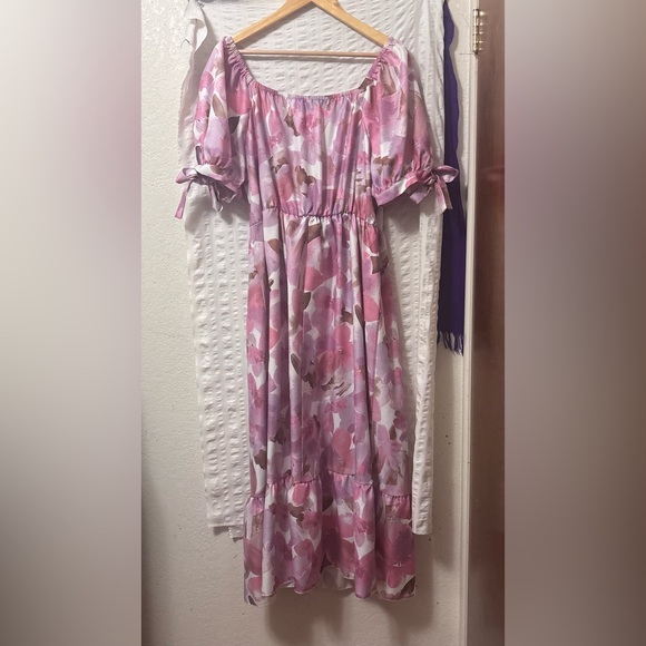 Floral Off-Shoulder Pink Dress - Picture 7 of 15